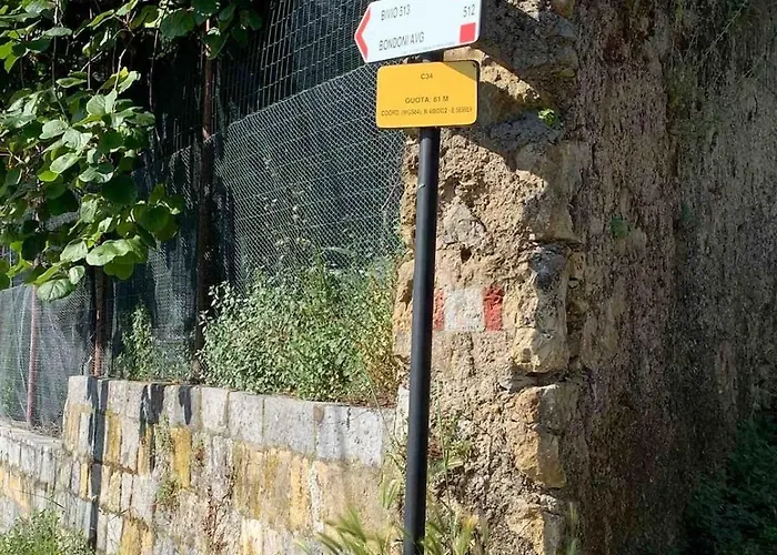 La Magia Nel Borgo Fezzano (Liguria)